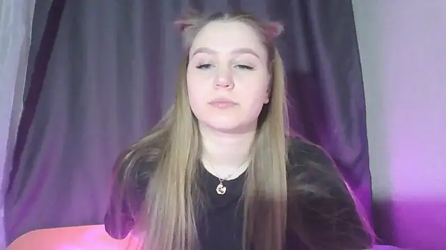 yourhoney Lola  online show from 11/22/25, 06:07