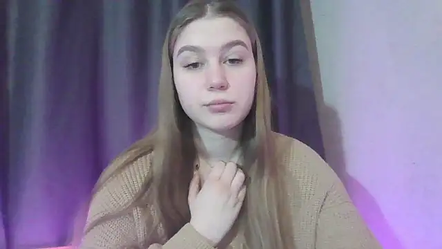 yourhoney Lola  online show from 12/15/25, 10:08