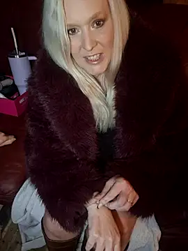 Bouncy-Bella28X online show from 01/09/26, 11:57