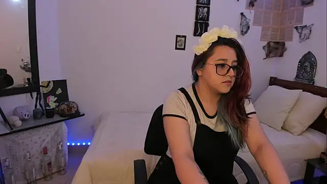 Cherry blush  online show from 10/20/25, 09:37