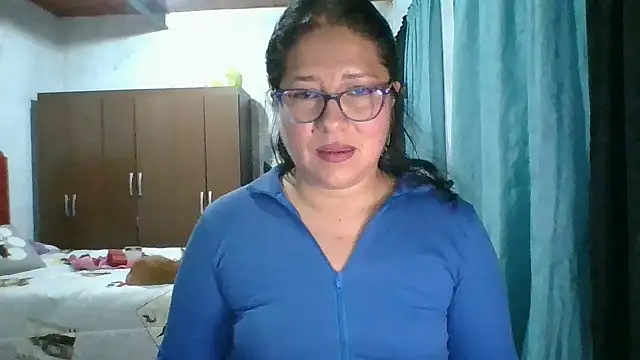 scarlett widow  online show from 09/24/25, 02:48