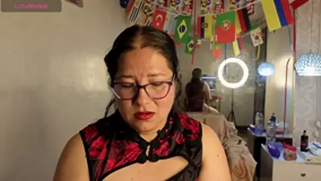 scarlett widow  online show from 07/18/26, 03:33