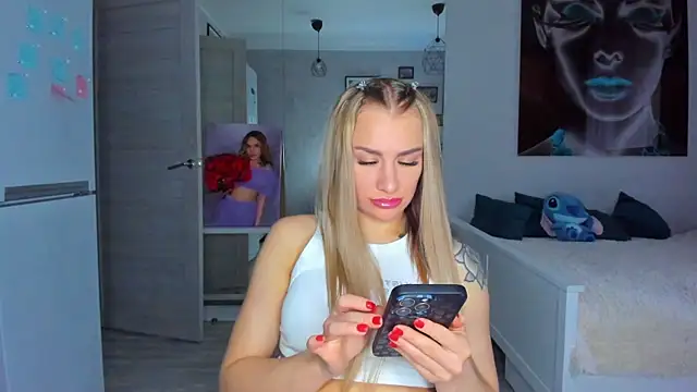 MashaFromRussia   online show from 11/12/25, 08:59