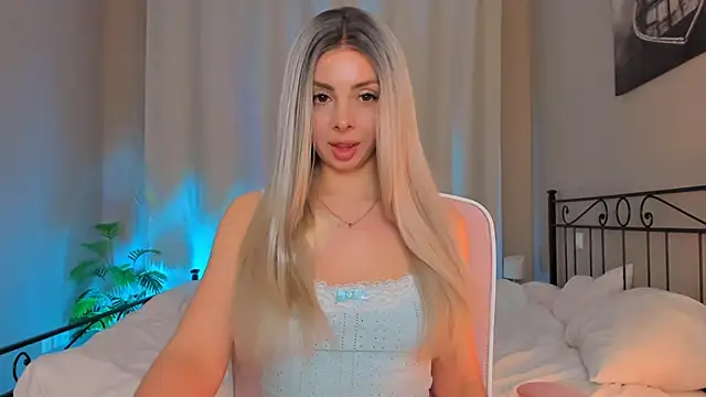 VelvetEliza online show from 10/26/25, 05:19