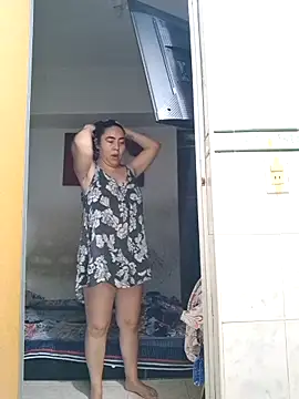 Snapshot of SweettyNaugthy chatting on 10/03/25, 10:34 SweettyNaugthy online show from 10/03/25, 10:34