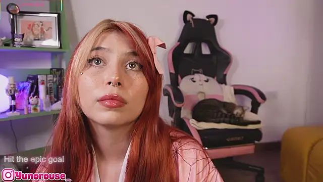 YunoRose  online show from 12/18/25, 04:07