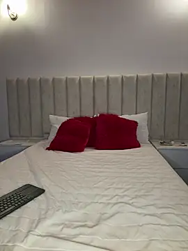 Mia Roswell online show from 02/13/26, 03:13