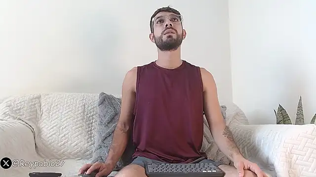 ReyPablo1 online show from 03/02/26, 07:21