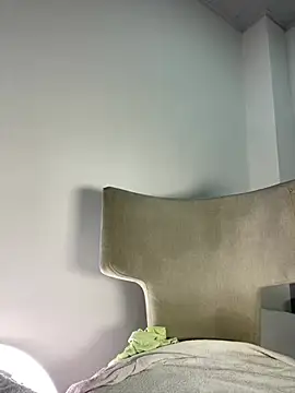 Snapshot of Bustykeyla chatting on 02/14/25, 11:53 Bustykeyla online show from 02/14/25, 11:53