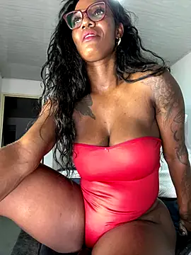 Snapshot of Bustykeyla chatting on 09/28/25, 12:16 Bustykeyla online show from 09/28/25, 12:16