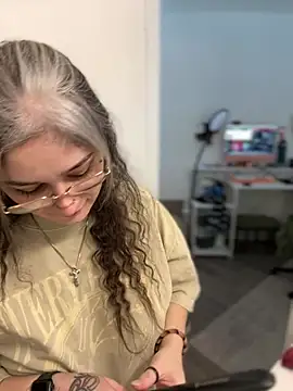 Alix Valentine online show from 01/13/26, 05:51