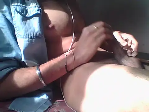 Snapshot of s3xyguy25_x chatting on 03/15/26, 10:54 s3xyguy25 x online show from 03/15/26, 10:54