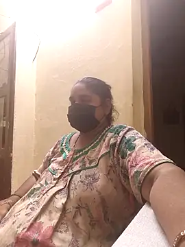 Villageanuty online show from 09/29/25, 03:28