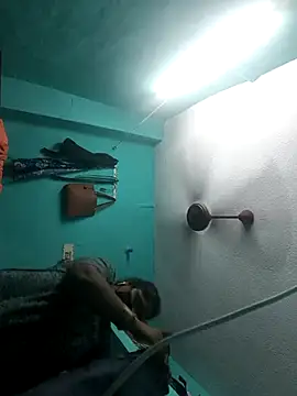 Villageanuty online show from 01/17/26, 03:44