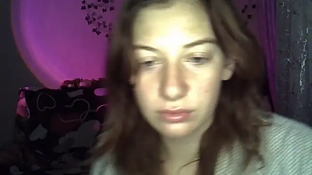 Snapshot of Lily_Ember chatting on 11/20/25, 05:01 Lily Ember online show from 11/20/25, 05:01