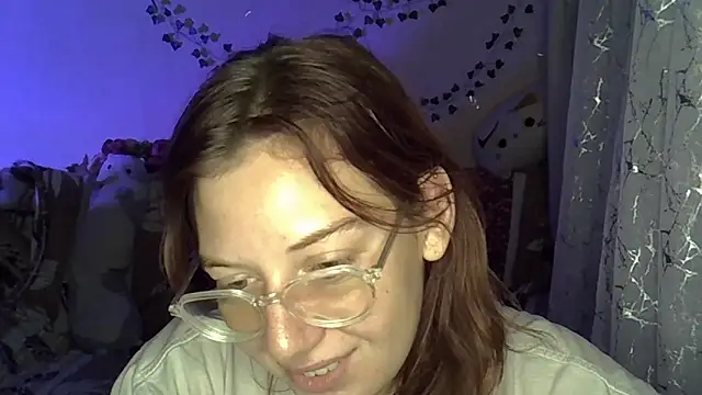 Snapshot of Lily_Ember chatting on 11/27/25, 06:21 Lily Ember online show from 11/27/25, 06:21