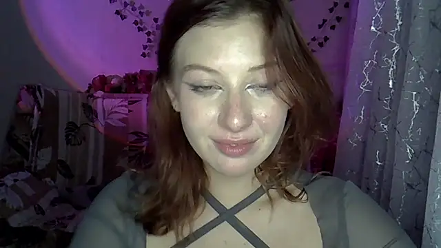 Snapshot of Lily_Ember chatting on 11/30/25, 06:23 Lily Ember online show from 11/30/25, 06:23