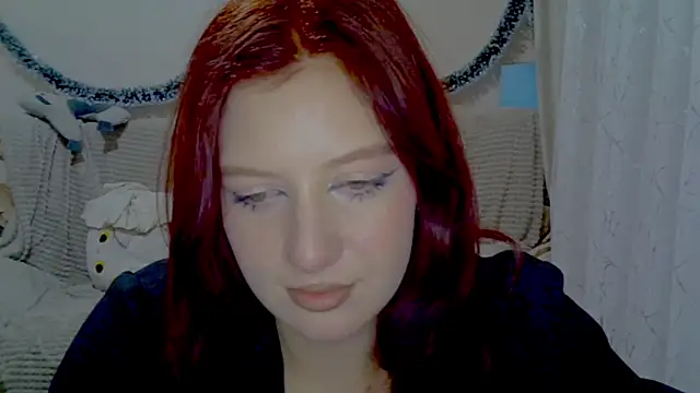 Lily Ember online show from 12/21/25, 06:15