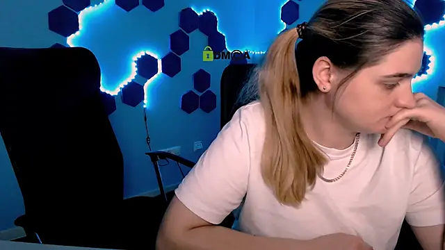 inga gree online show from 11/28/25, 09:56