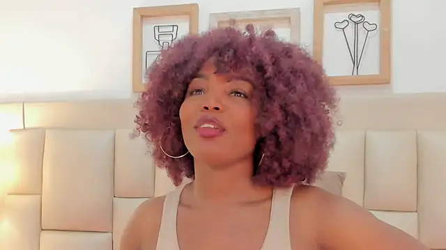 dakhota    online show from 10/25/25, 04:35