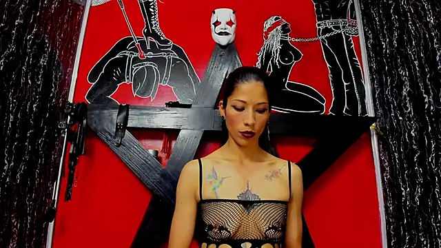 Snapshot of damian_and_tiana chatting on 02/17/26, 04:42 damian and tiana online show from 02/17/26, 04:42