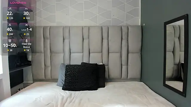 Charlot milf online show from 02/16/26, 01:40