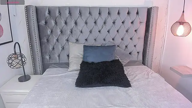 Snapshot of Anya_Belth chatting on 10/26/25, 03:51 Anya Belth online show from 10/26/25, 03:51