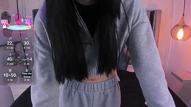 Snapshot of Anya_Belth chatting on 10/29/25, 07:04 Anya Belth online show from 10/29/25, 07:04