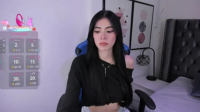 Snapshot of Anya_Belth chatting on 11/07/25, 07:47 Anya Belth online show from 11/07/25, 07:47