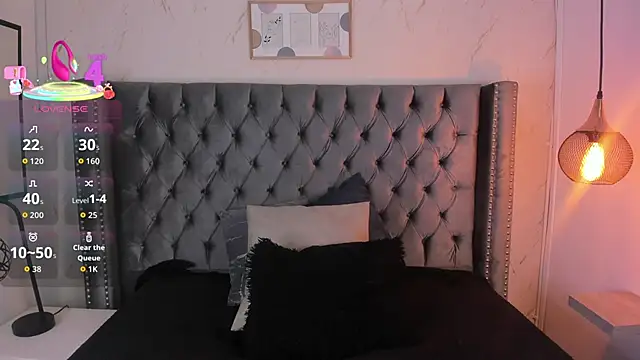 Snapshot of Anya_Belth chatting on 11/14/25, 07:34 Anya Belth online show from 11/14/25, 07:34