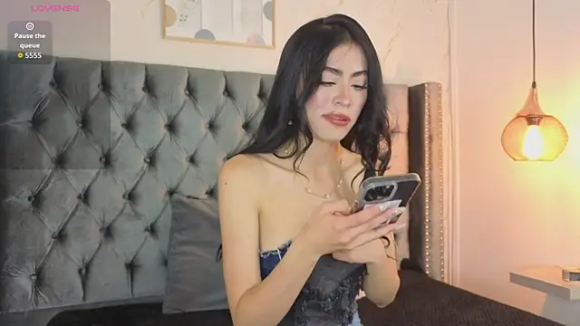 Anya Belth online show from 03/19/26, 07:18