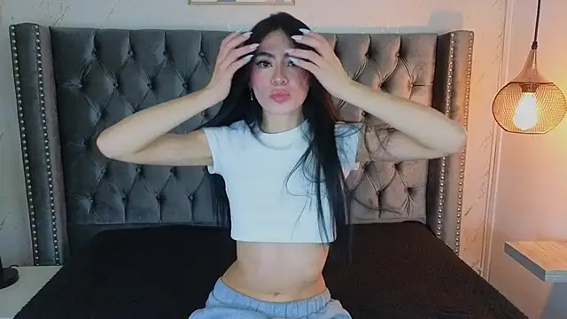 Anya Belth online show from 04/21/26, 07:39