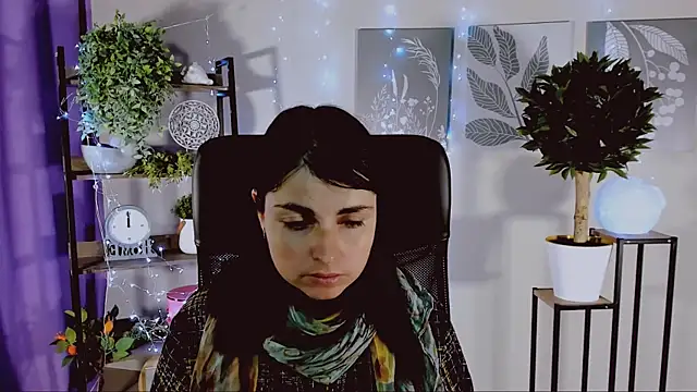 MartaEdams online show from 04/22/26, 06:27