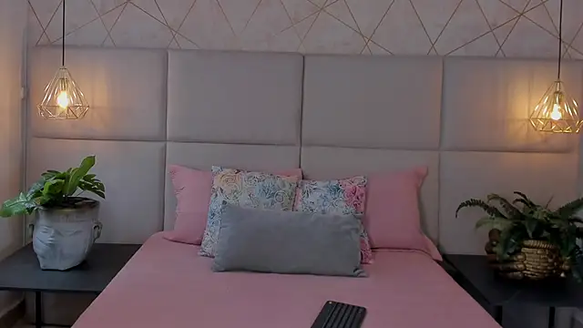 SamayRyann online show from 04/13/26, 01:38