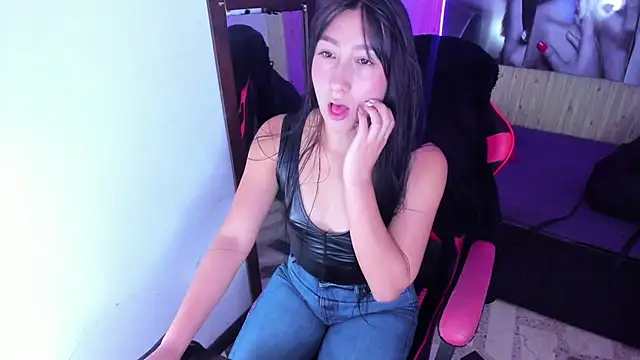 Snapshot of miaa_scott7 chatting on 09/13/25, 05:46 miaa scott7 online show from 09/13/25, 05:46