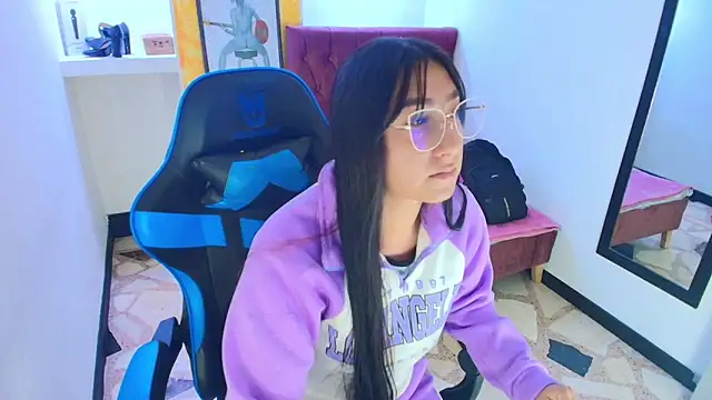 Snapshot of miaa_scott7 chatting on 10/02/25, 12:56 miaa scott7 online show from 10/02/25, 12:56