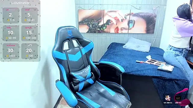 Snapshot of miaa_scott7 chatting on 10/18/25, 12:06 miaa scott7 online show from 10/18/25, 12:06