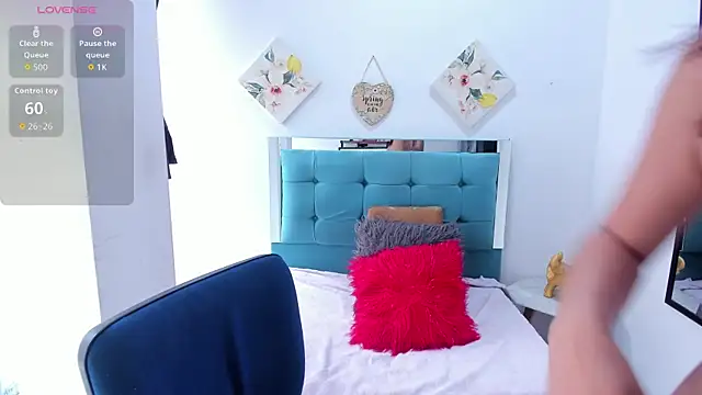 Sharloth F W online show from 11/17/25, 01:28