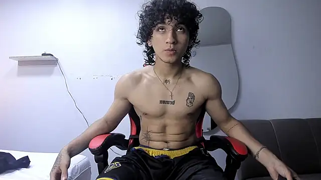 Snapshot of JackesTaylor chatting on 12/21/25, 04:52 JackesTaylor online show from 12/21/25, 04:52