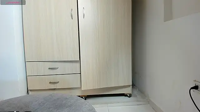 miacox 23 online show from 10/03/25, 09:17