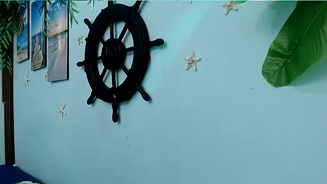 eladyrous98 online show from 10/09/25, 02:37