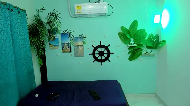 eladyrous98 online show from 12/01/25, 02:22