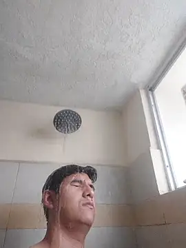 juicysmalls online show from 12/21/25, 07:43