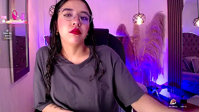 Snapshot of Amara_Davis chatting on 12/01/25, 03:44 Amara Davis online show from 12/01/25, 03:44