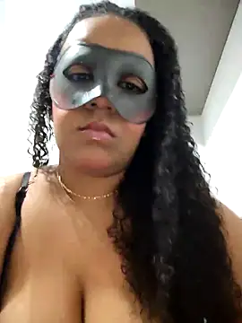 jadeamourim   online show from 10/11/25, 11:31