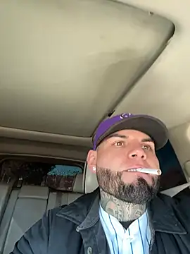 Snapshot of crazybarber69 chatting on 01/17/26, 05:16 crazybarber69 online show from 01/17/26, 05:16