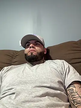 Snapshot of crazybarber69 chatting on 02/05/26, 03:05 crazybarber69 online show from 02/05/26, 03:05