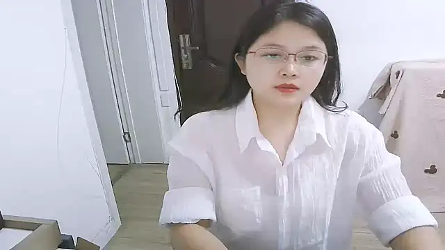 Snapshot of 98bunny chatting on 09/25/25, 11:36 98bunny online show from 09/25/25, 11:36
