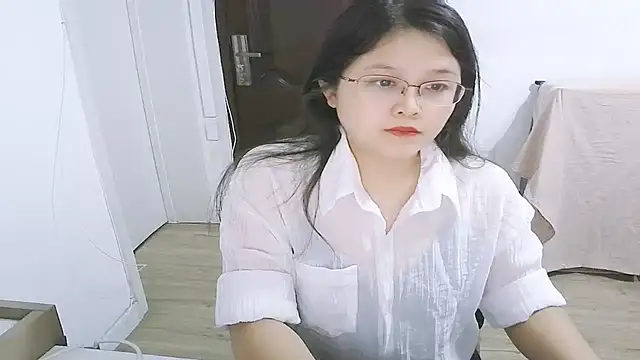 Snapshot of 98bunny chatting on 10/16/25, 02:40 98bunny online show from 10/16/25, 02:40