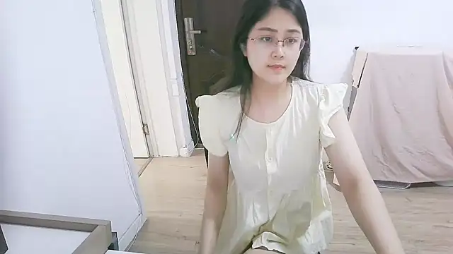 Snapshot of 98bunny chatting on 07/16/26, 02:28 98bunny online show from 07/16/26, 02:28
